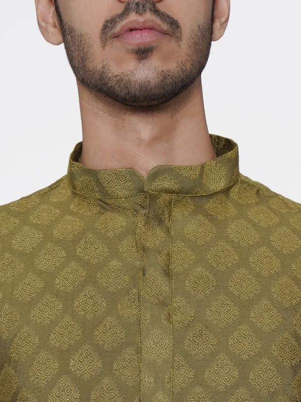 Tabard_Men_Printed_Straight_Kurta_(Green)
