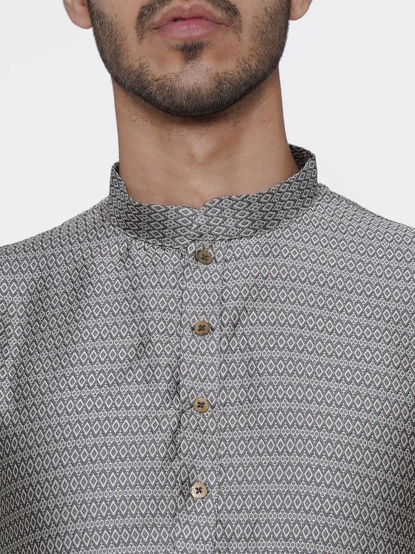 Tabard_Men_Self_Design_Straight_Kurta_(Grey)