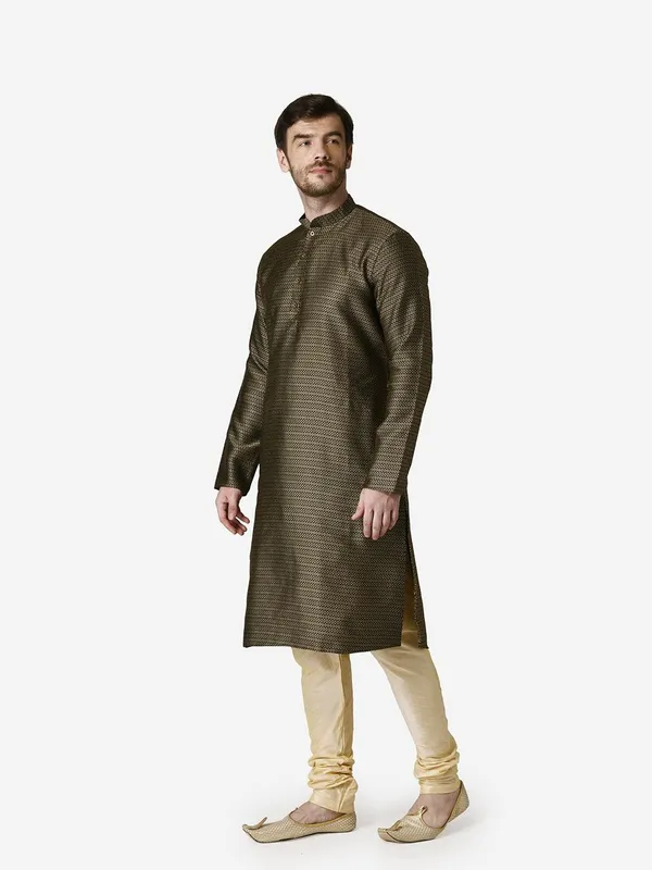 Tabard_Men_Printed_Straight_Kurta_(Black)