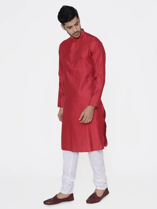 Tabard_Men_Printed_Straight_Kurta_(Red)