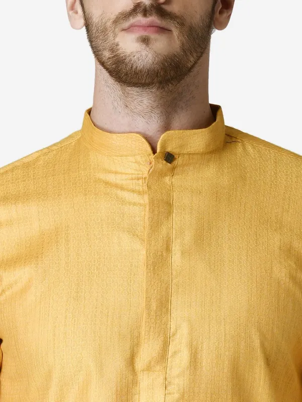 Tabard_Men_Printed_Straight_Kurta_(Yellow)
