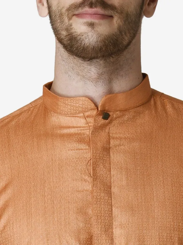 Tabard_Men_Printed_Straight_Kurta_(Orange)
