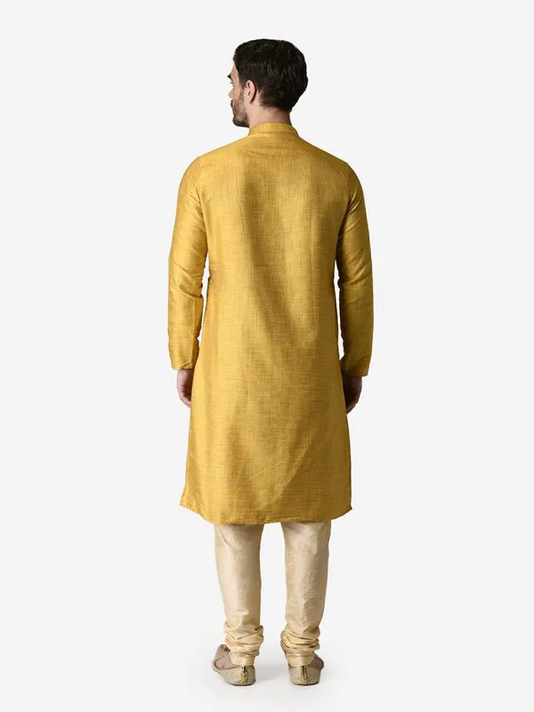 Tabard_Men_Solid_Straight_Kurta_(Yellow)