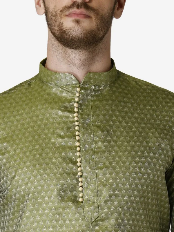 Tabard_Men_Printed_Straight_Kurta_(Green)