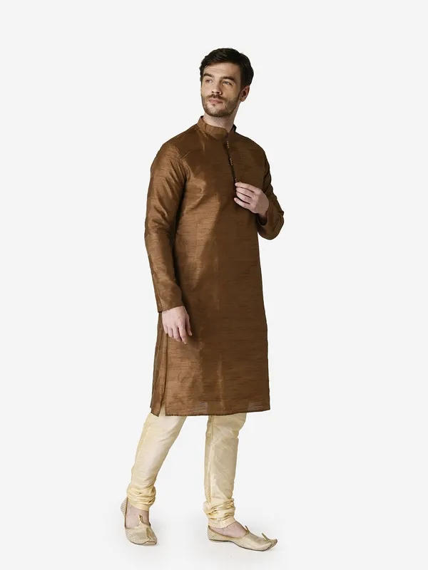 Tabard_Men_Solid_Straight_Kurta_(Brown)