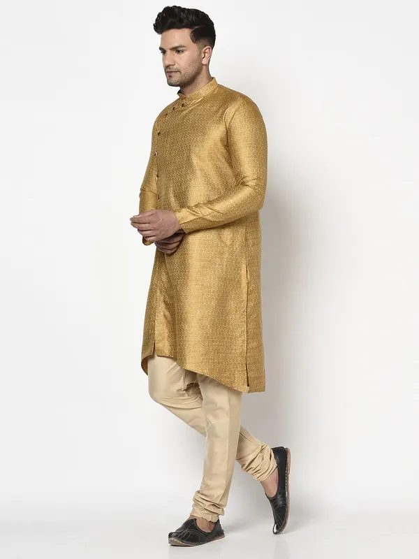 Tabard_Men_Self_Design_Straight_Kurta_(Orange)