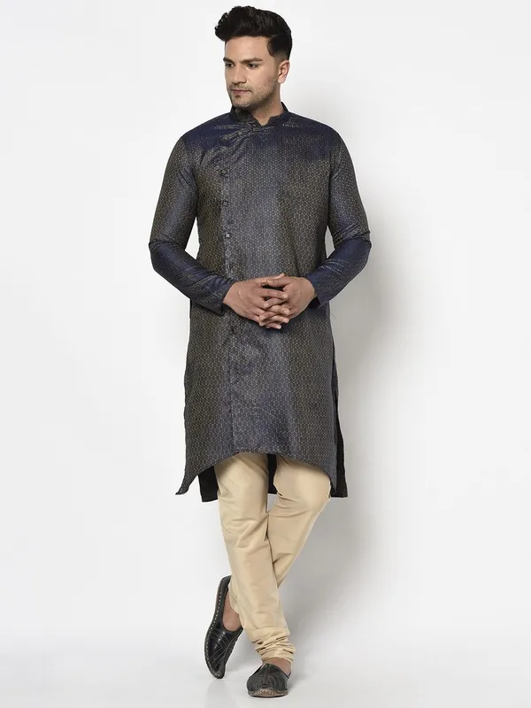 Tabard_Men_Self_Design_Straight_Kurta_(Blue)