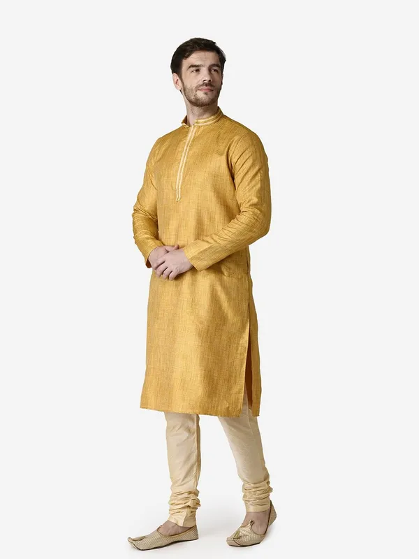 Tabard_Men_Solid_Straight_Kurta_(Yellow)