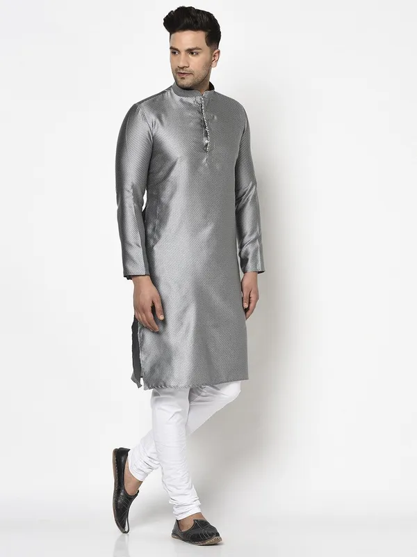Tabard_Men_Self_Design_Straight_Kurta_(Grey)