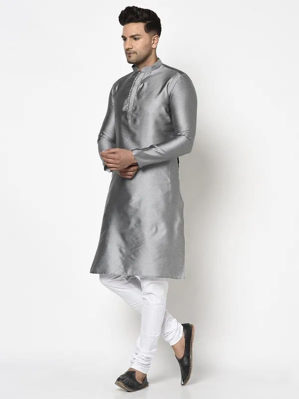 Tabard_Men_Self_Design_Straight_Kurta_(Grey)