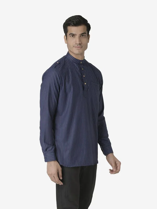 Tabard_Men_Striped_Straight_Kurta_(Blue)