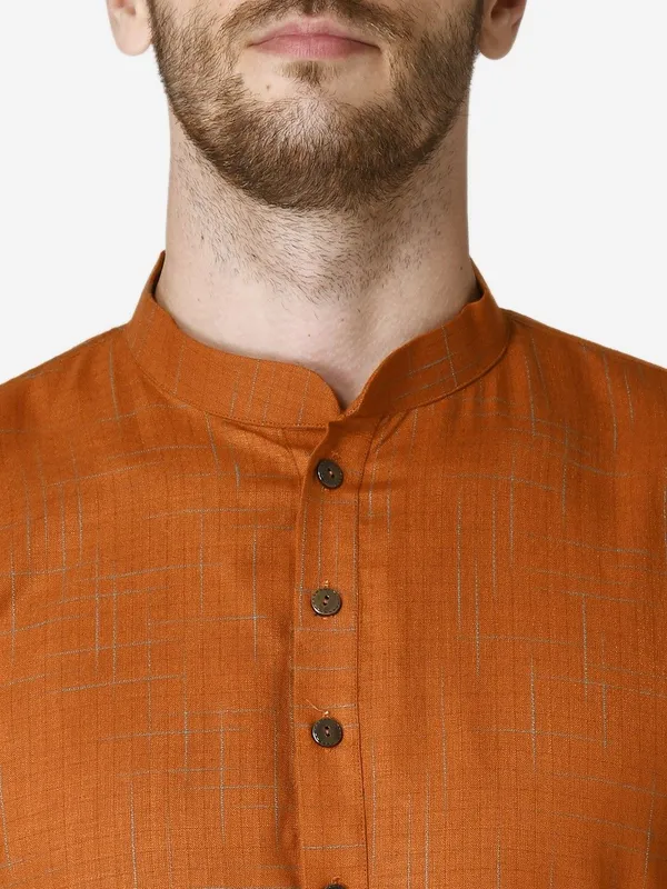 Tabard_Men_Checkered_Straight_Kurta_(Red)