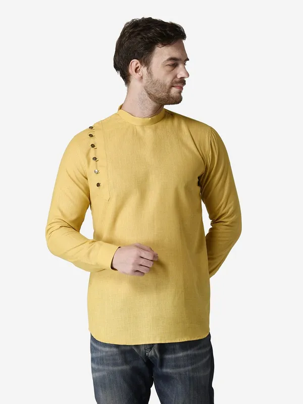 Tabard_Men_Solid_Straight_Kurta_(Yellow)