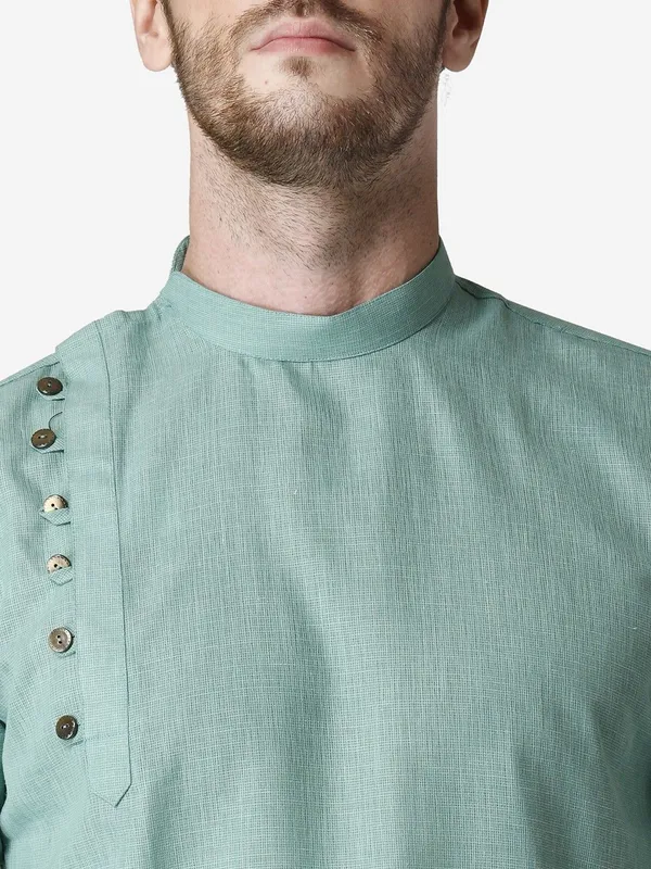 Tabard_Men_Solid_Straight_Kurta_(Blue)