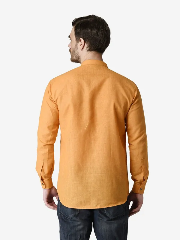 Tabard_Men_Solid_Straight_Kurta_(Orange)