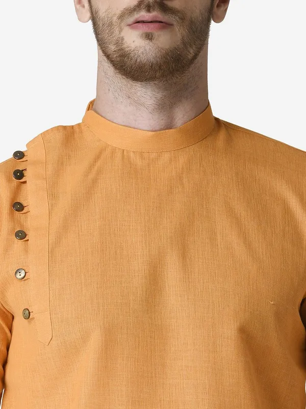 Tabard_Men_Solid_Straight_Kurta_(Orange)
