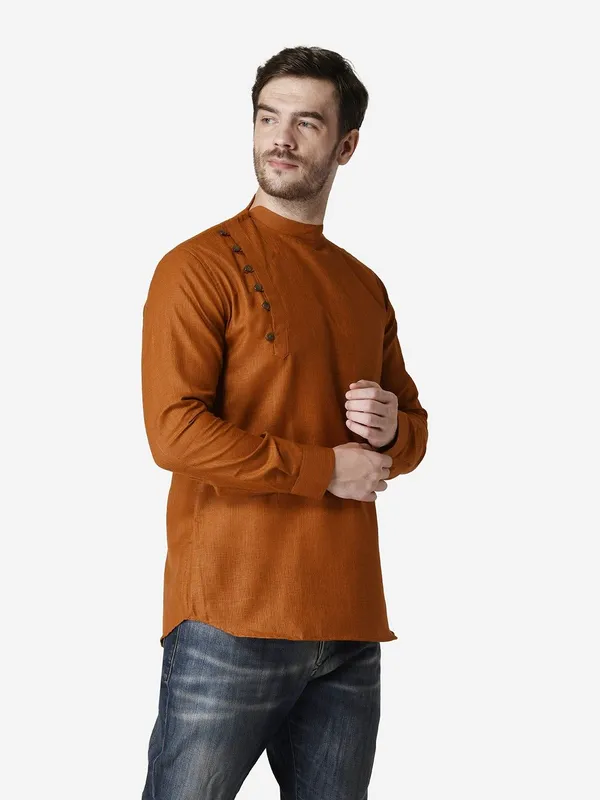 Tabard_Men_Solid_Straight_Kurta_(Orange)