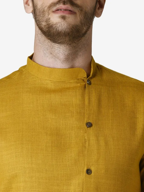 Tabard_Men_Solid_Straight_Kurta_(Yellow)