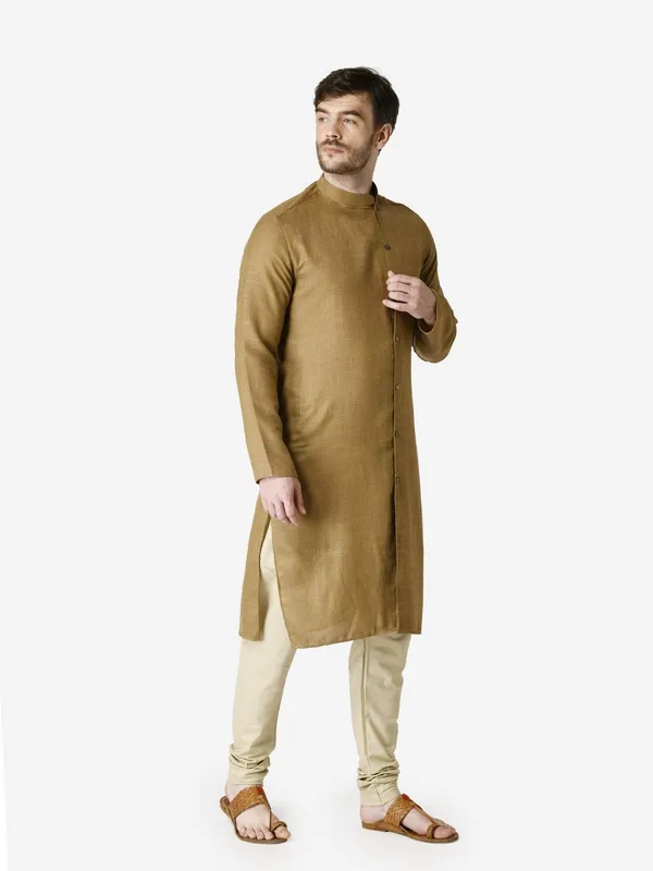 Tabard_Men_Solid_Straight_Kurta_(Brown)