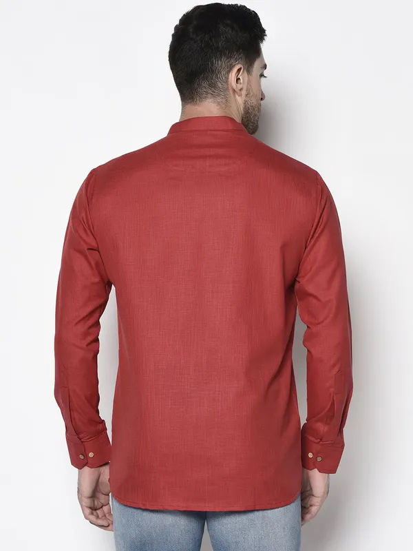 Tabard_Men_Solid_Straight_Kurta_(Red)