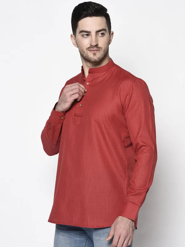 Tabard_Men_Solid_Straight_Kurta_(Red)
