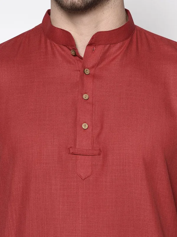 Tabard_Men_Solid_Straight_Kurta_(Red)