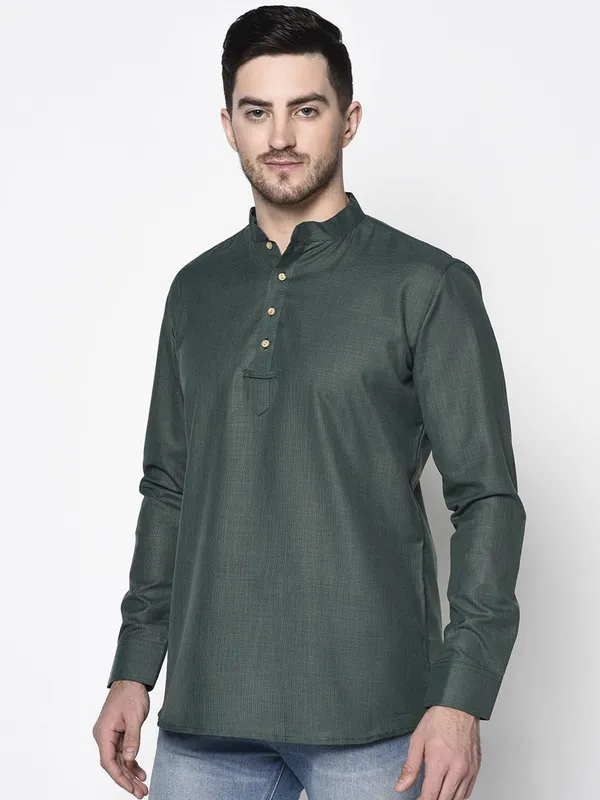 Tabard_Men_Solid_Straight_Kurta_(Green)