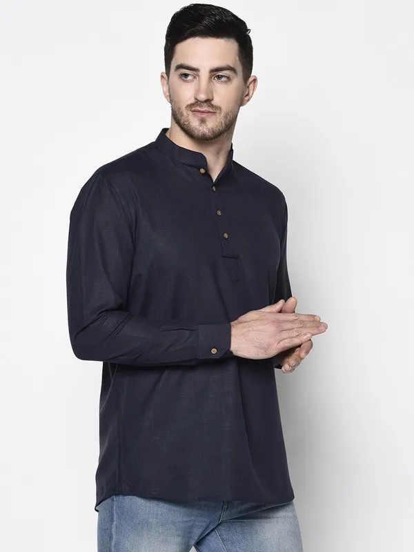 Tabard_Men_Solid_Straight_Kurta_(Blue)