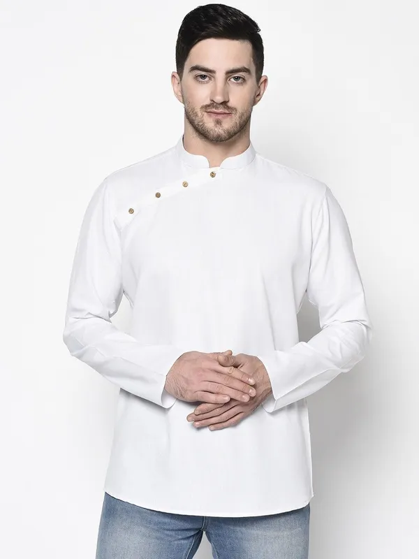 Tabard_Men_Solid_Straight_Kurta_(White)