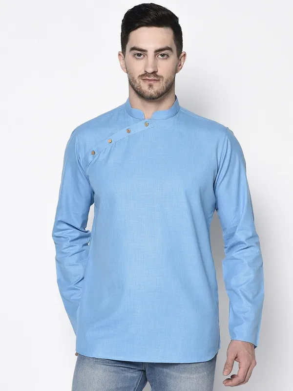 Tabard_Men_Solid_Straight_Kurta_(Light_Blue)