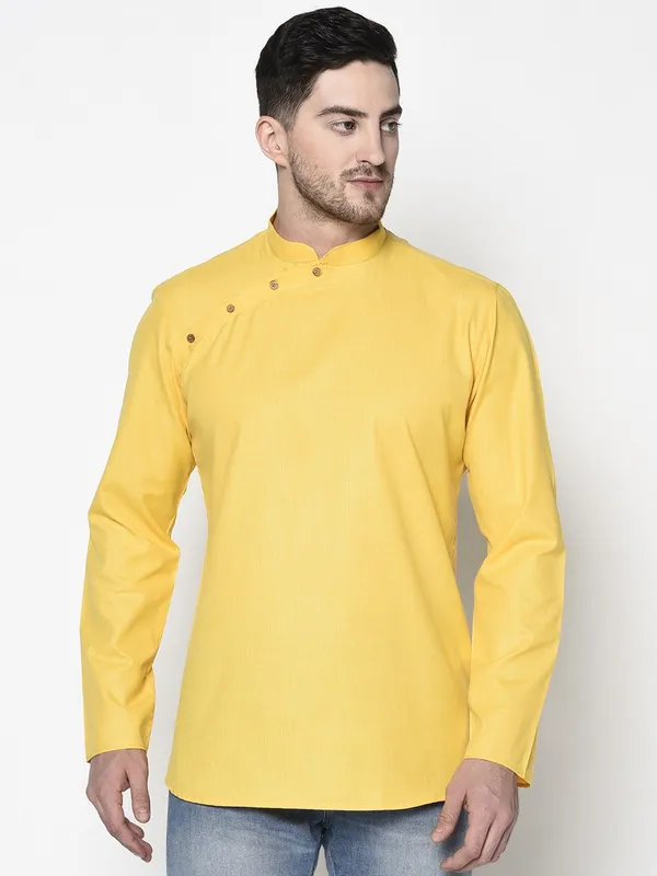 Tabard_Men_Solid_Straight_Kurta_(Yellow)