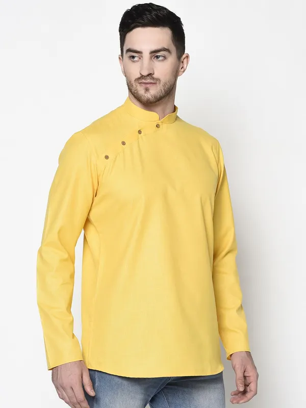 Tabard_Men_Solid_Straight_Kurta_(Yellow)