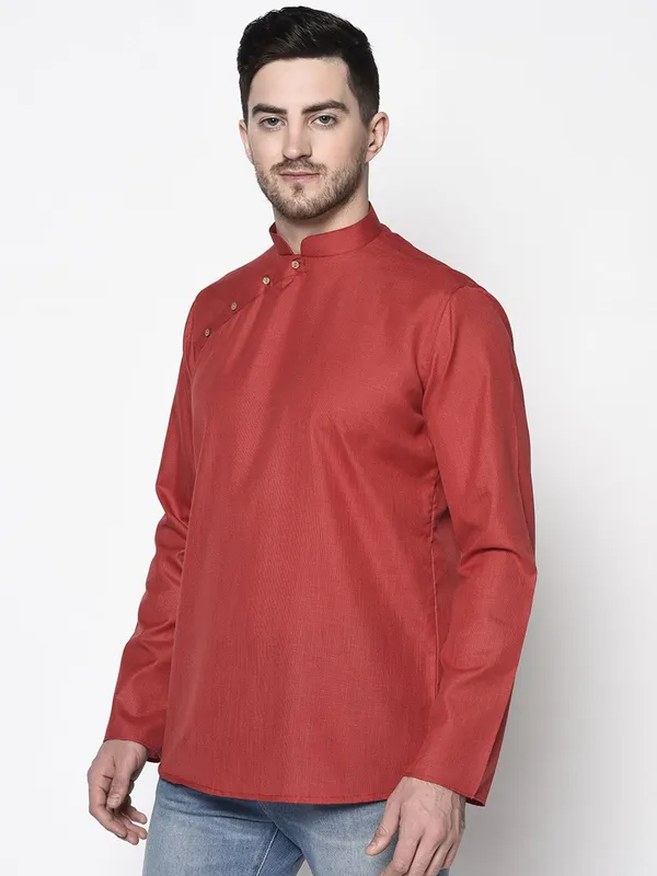 Tabard_Men_Solid_Straight_Kurta_(Red)