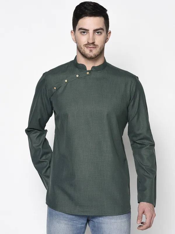 Tabard_Men_Solid_Straight_Kurta_(Green)