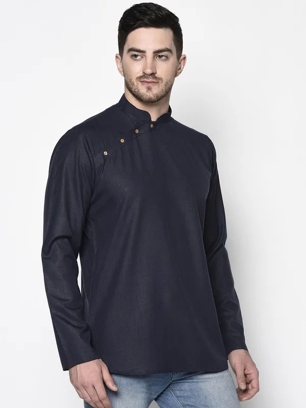 Tabard_Men_Solid_Straight_Kurta_(Blue)