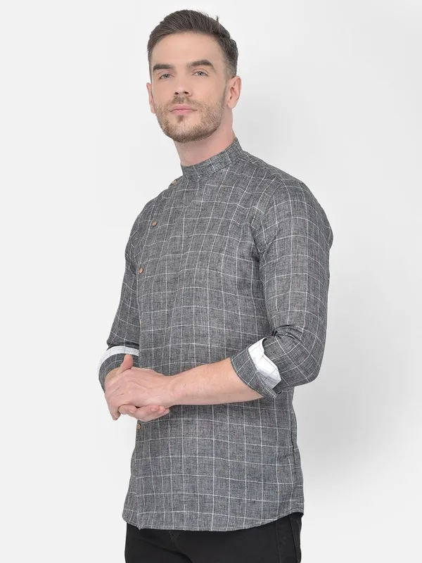 Tabard_Men_Checkered_Straight_Kurta_(Grey)