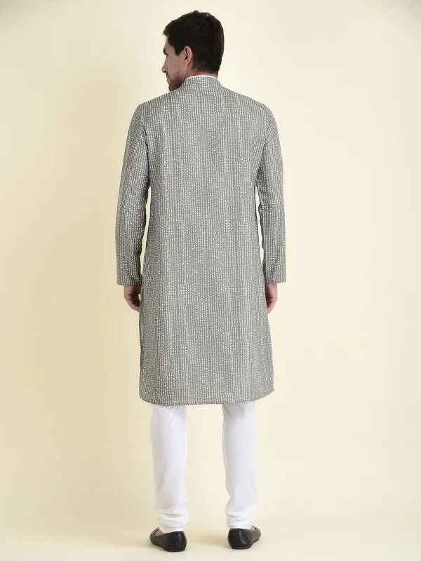Tabard_Men_Printed_Straight_Kurta_(Green)