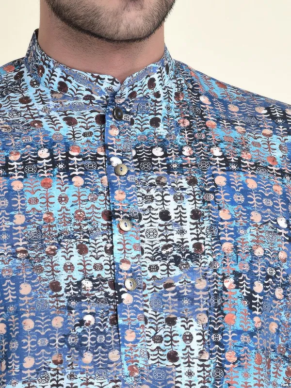 Tabard_Men_Printed_Straight_Kurta_(Blue)