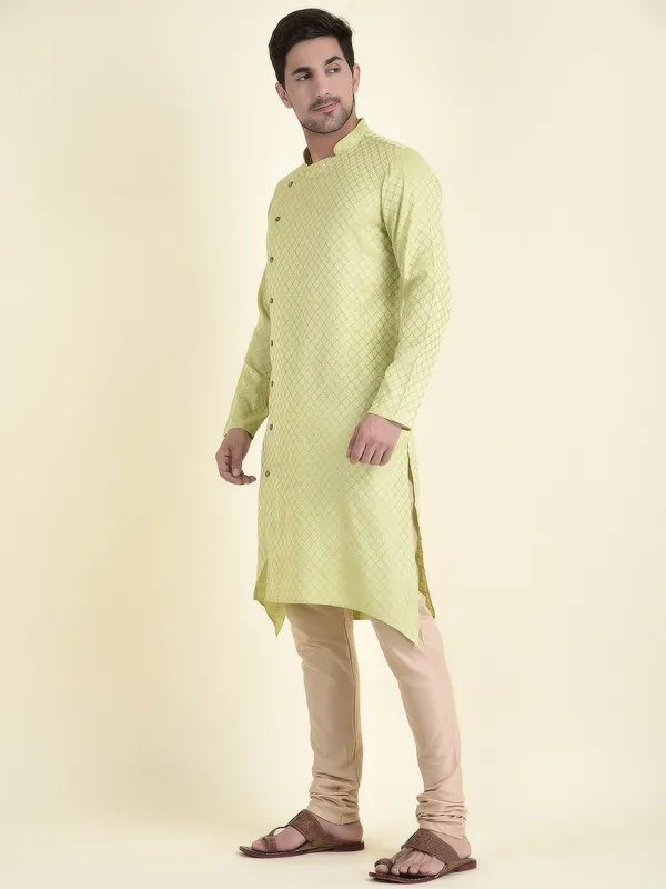 Tabard_Men_Self_Design_Straight_Kurta_(Green)