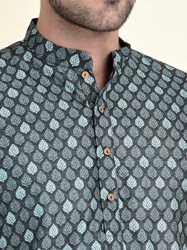 Tabard_Men_Printed_Straight_Kurta_(Blue)