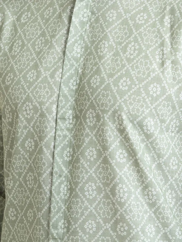 Tabard_Men_Printed_Frontslit_Kurta_(Green)