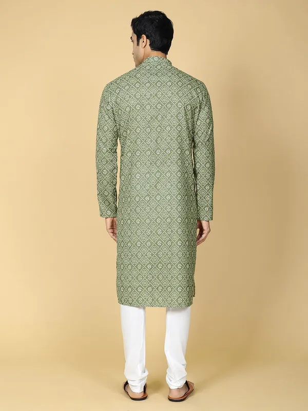 Tabard_Men_Embroidered_Straight_Kurta_(Green)