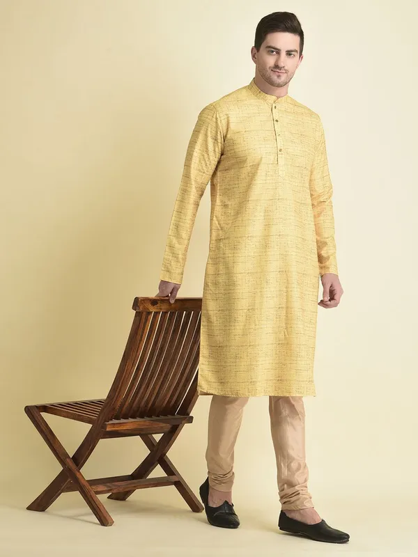 Tabard_Men_Self_Design_Straight_Kurta_(Yellow)