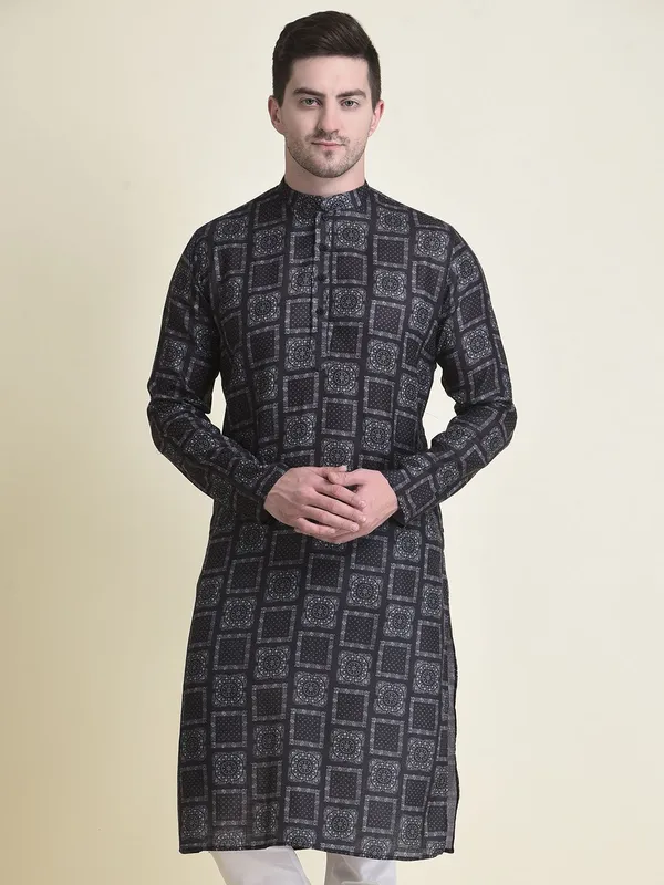 Tabard_Men_Checkered_Straight_Kurta_(Black,_Grey)