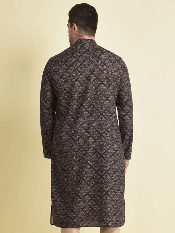 Tabard_Men_Printed_Straight_Kurta_(Black)