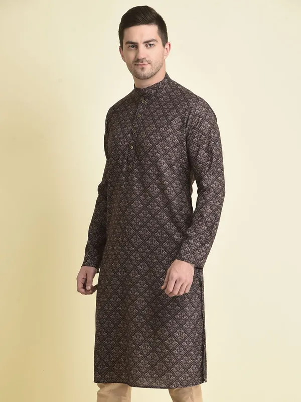 Tabard_Men_Printed_Straight_Kurta_(Black)