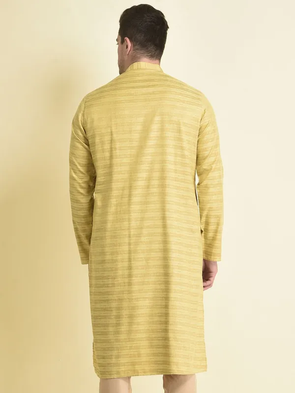 Tabard_Men_Printed_Asymmetric_Kurta_(Yellow)