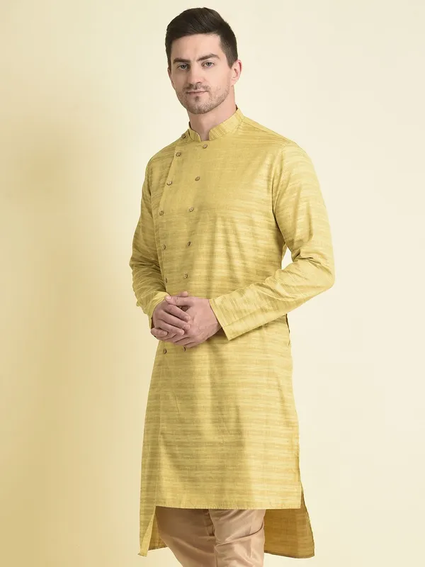 Tabard_Men_Printed_Asymmetric_Kurta_(Yellow)