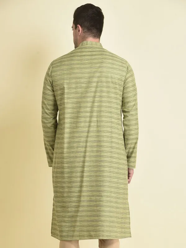 Tabard_Men_Printed_Asymmetric_Kurta_(Green)