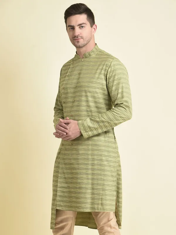 Tabard_Men_Printed_Asymmetric_Kurta_(Green)